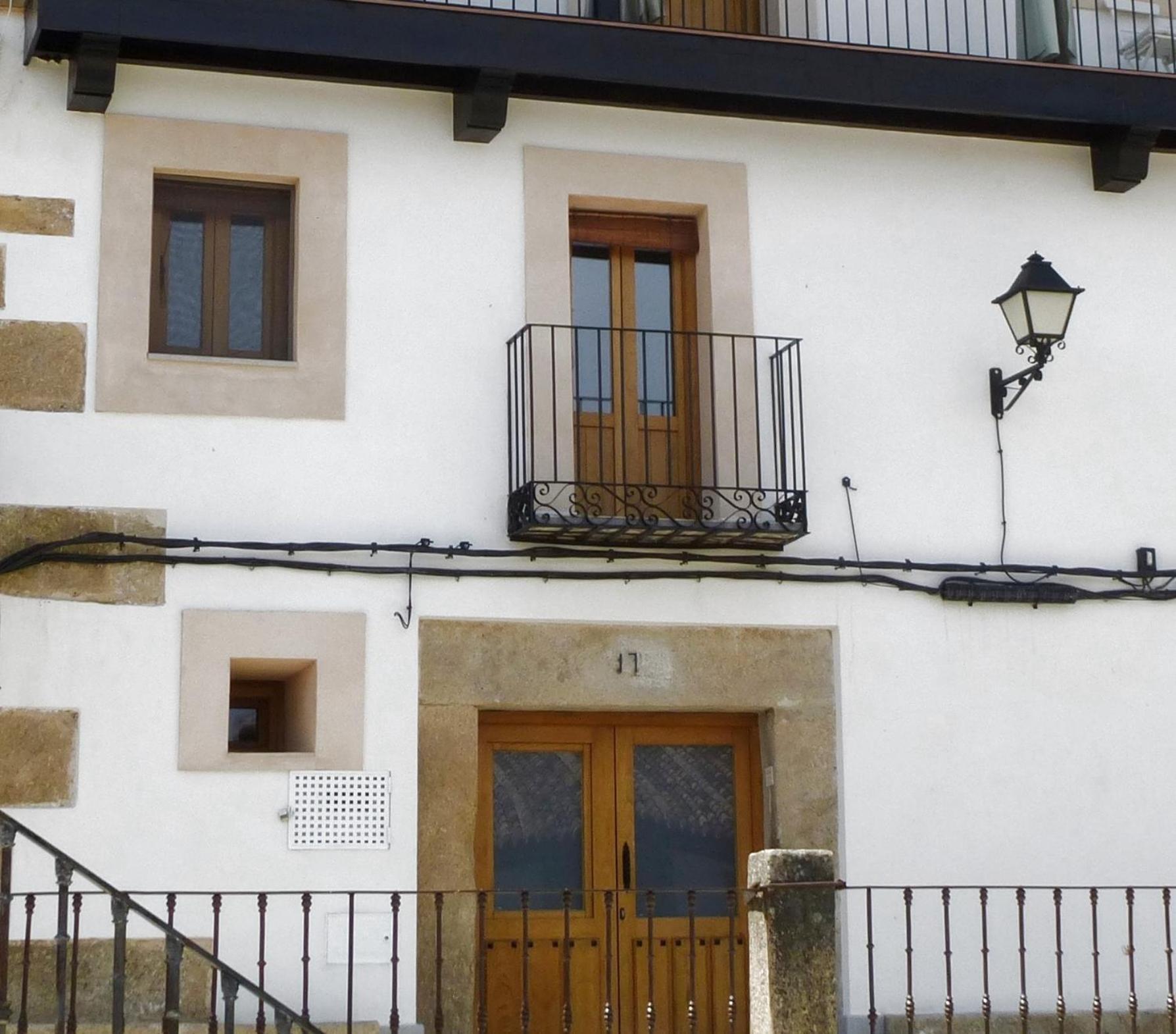 Apartamentos Rurales Entre Fuentes Cuacos De Yuste Exteriör bild